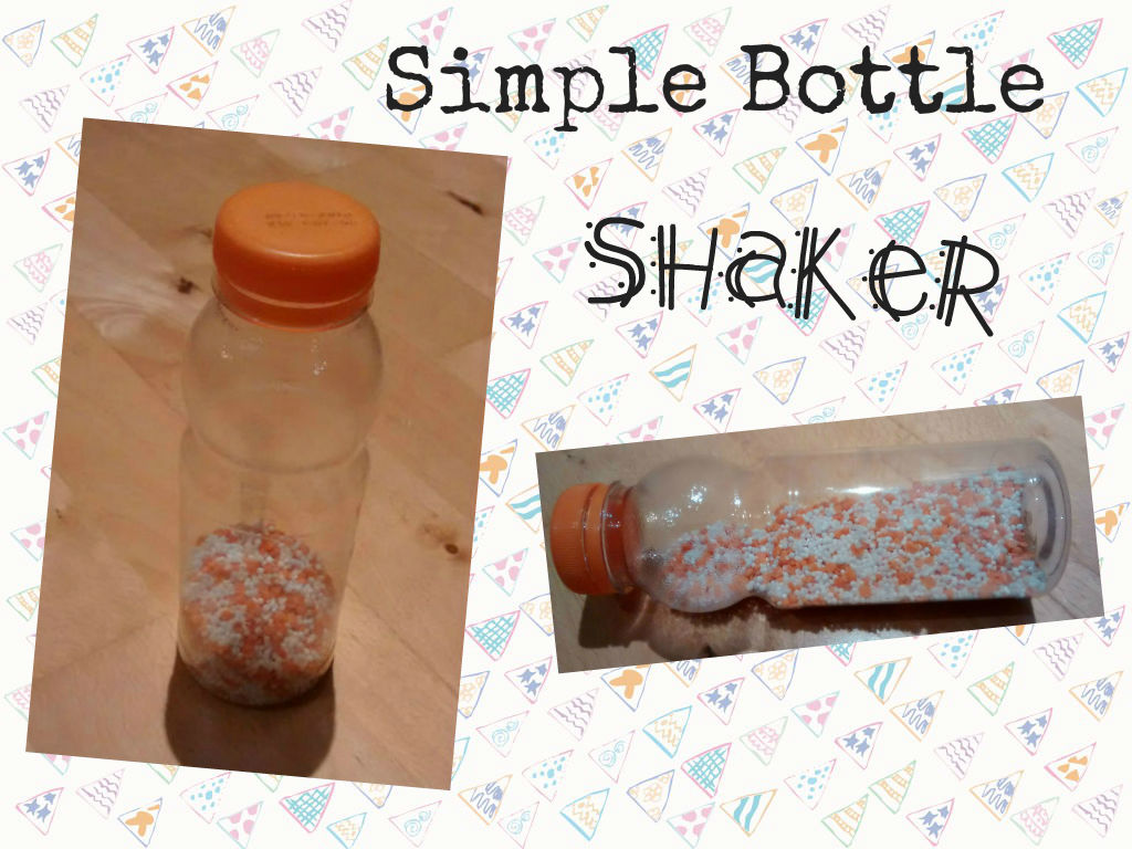 simple bottle shaker sensory play idea for baby. baby-brain.co.uk psychology perspective, resource, blog, motherhood and babies